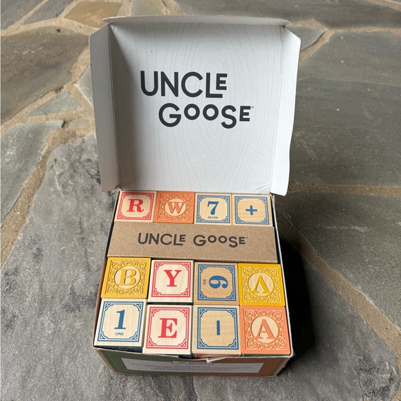 New🌟Anthropologie-Uncle Goose Classic ABC Blocks